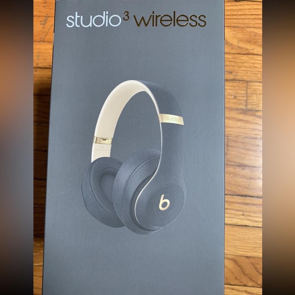 Beats Studio 3 wireless headphones